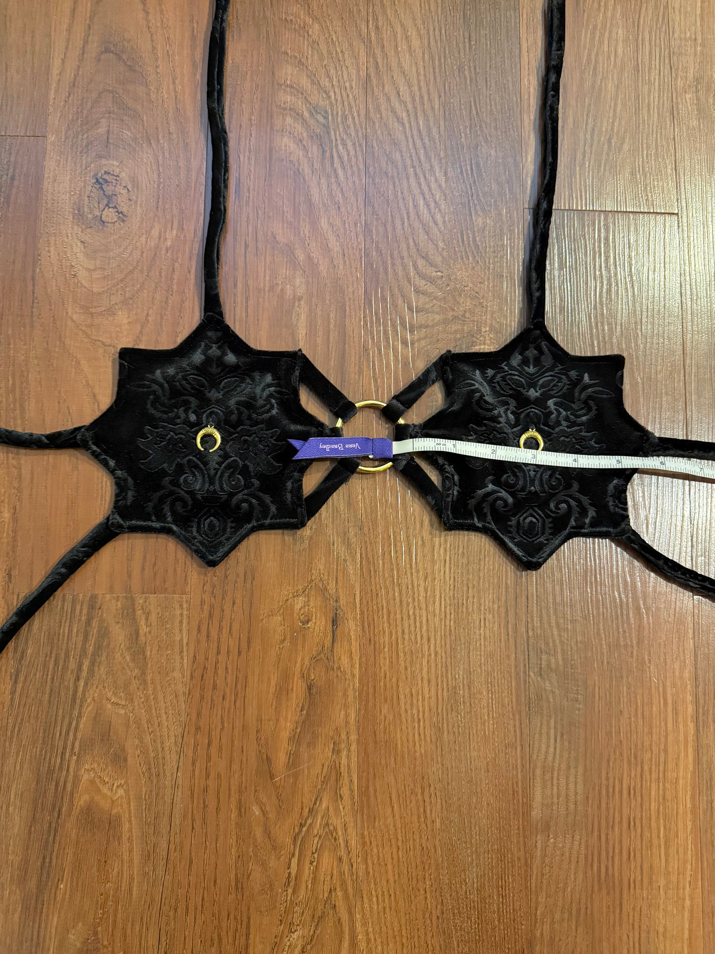 Pierced Sunburst Top (Closet Sale)